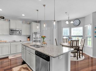 981 Oak Crest Dr, Hinesville, GA 31313