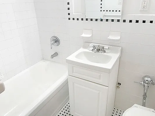 Rented by AJ Clarke | media 17