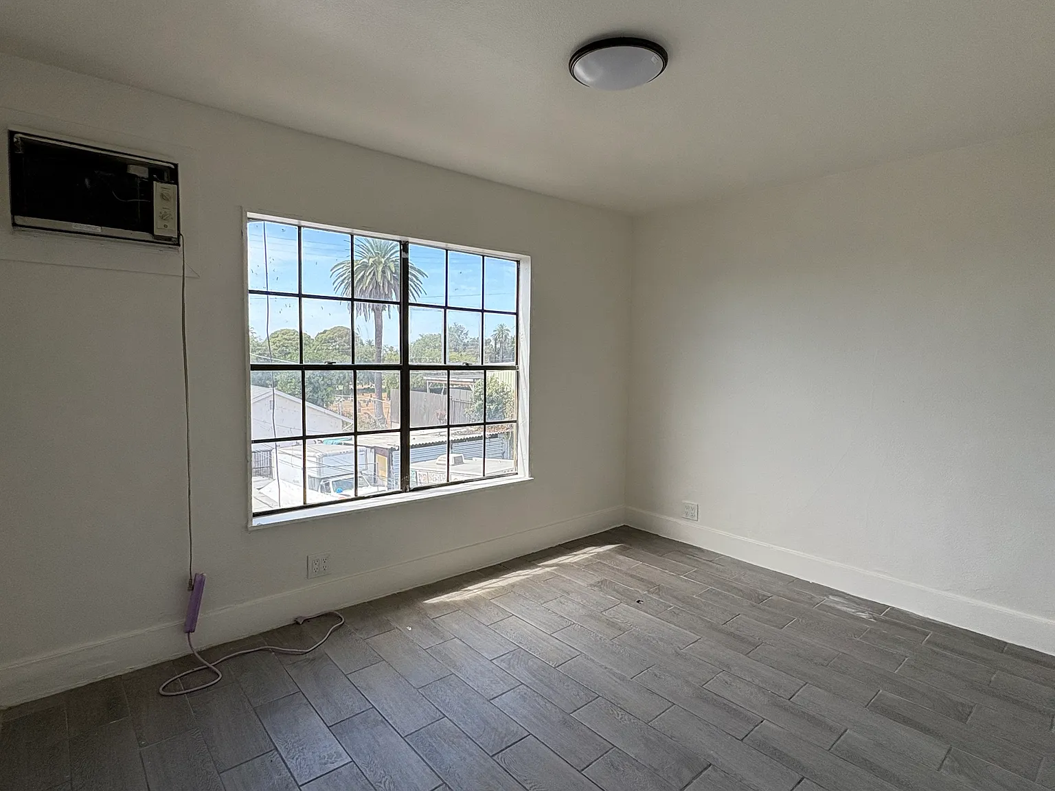 2 bed, $2,250 — Photo 2