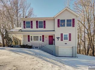 514 Kinderkamack Rd #R, Westwood, NJ 07675