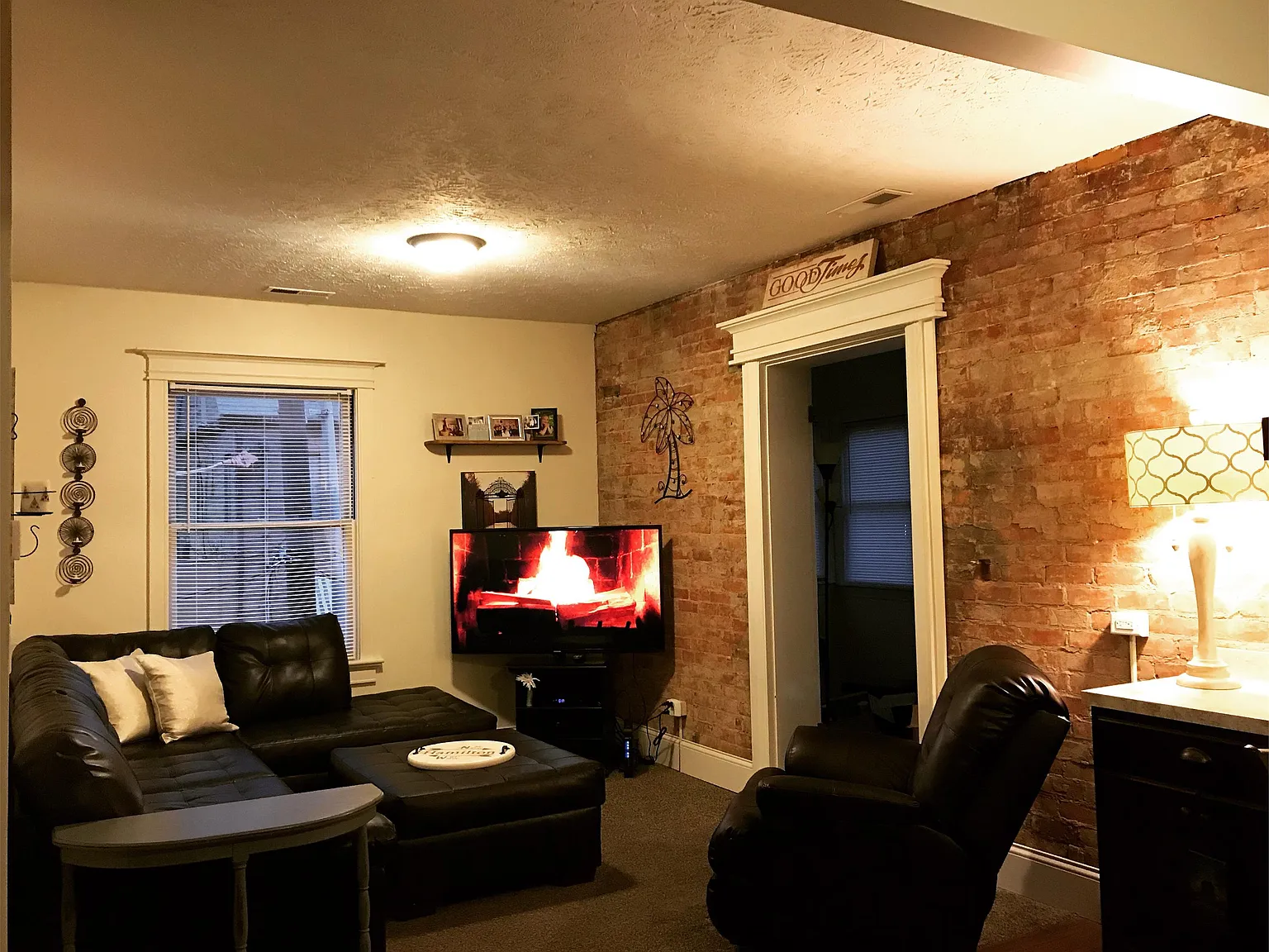 235 Buckeye (the flats at) - 1 — Photo 4