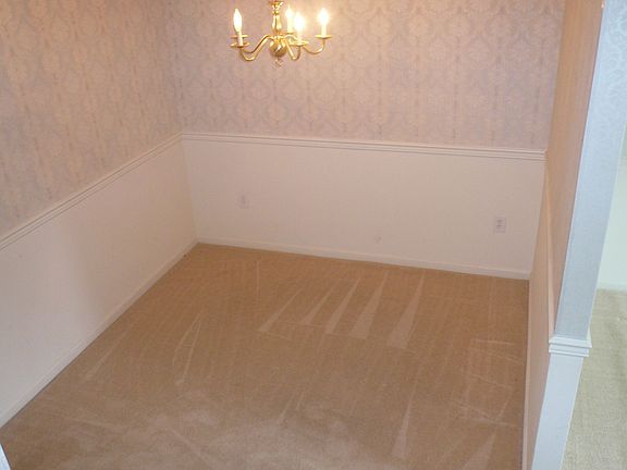 5th image of 6944 Hovingham Ct