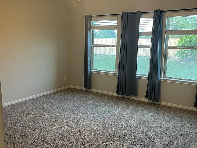 3417 Harvest Meadow Ln — Photo 9