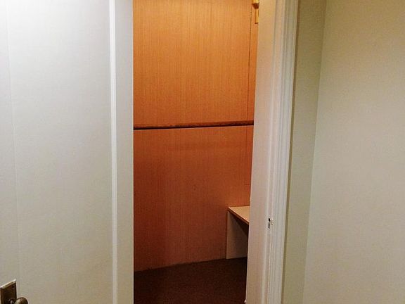 Walk in Closet