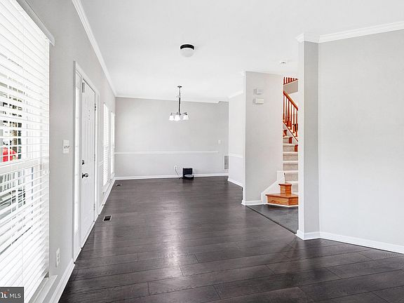 5th image of 3014 Desert Palm Ct