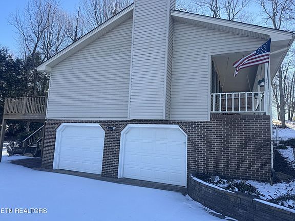 3rd image of 256 Harmony Acres Dr W