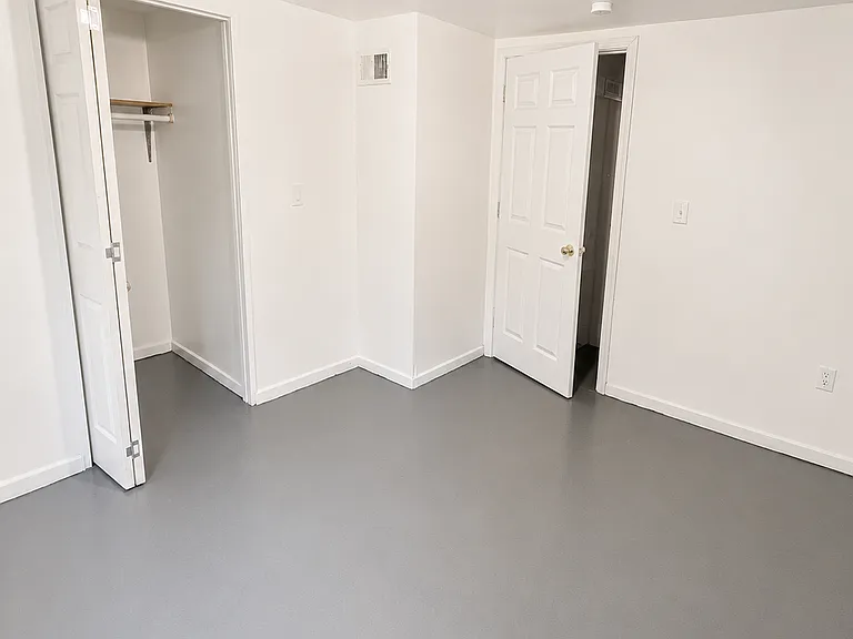 645 Shepley Dr — Photo 19