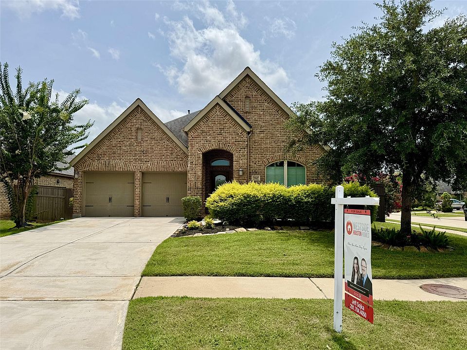1st image of 29147 Crystal Rose Ln