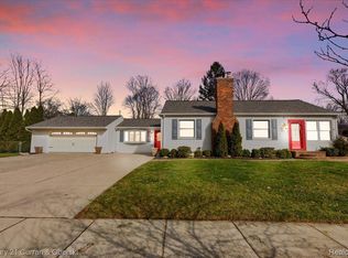 33642 S Hampshire St, Livonia, MI 48154