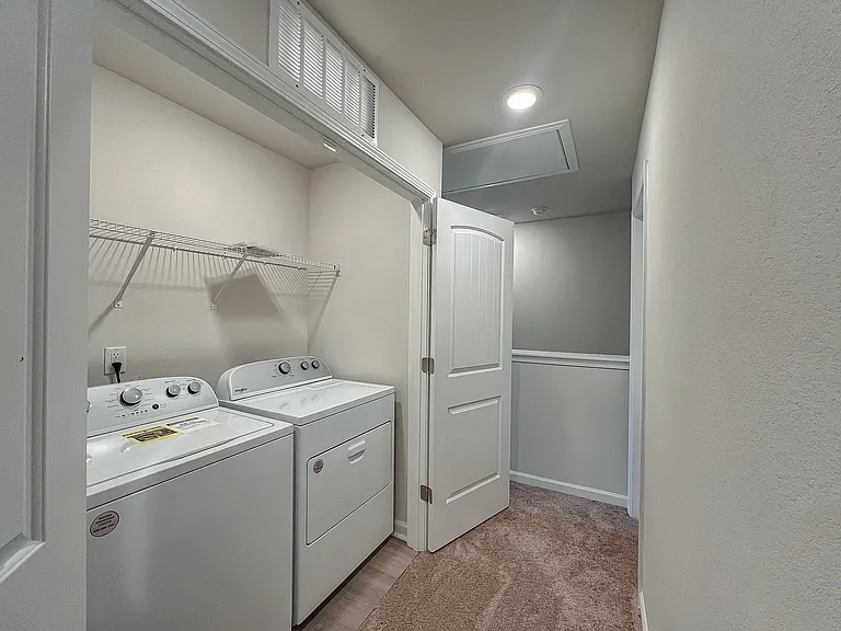 2242 Transatlantic Ave — Photo 13