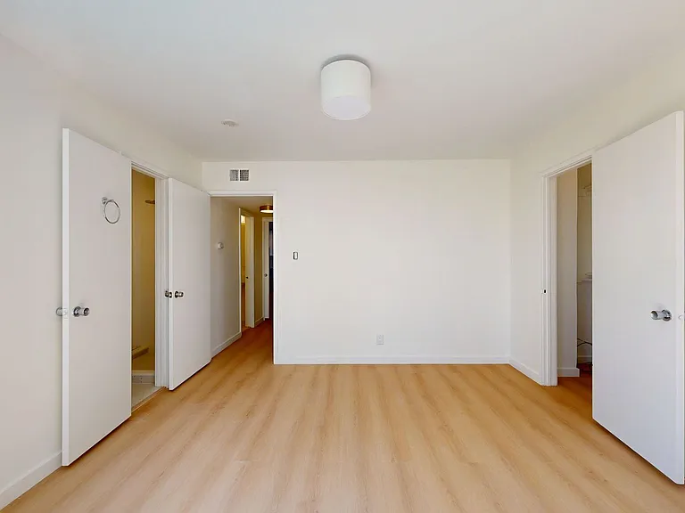 55 El Camino Real JC01 - 107 — Photo 51