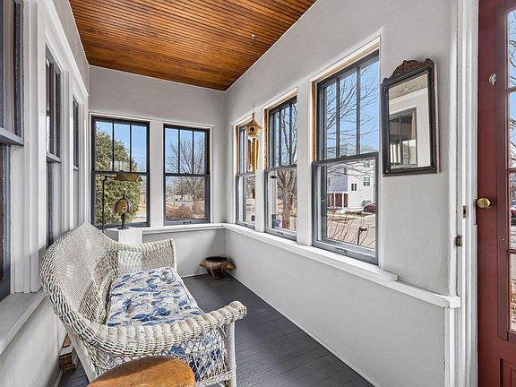 2nd image of 2223 Stewart Ave