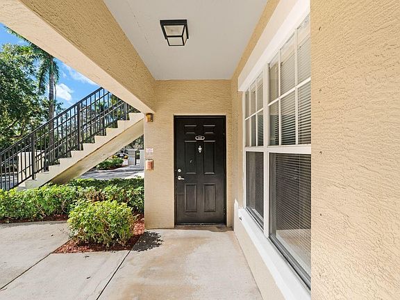 4th image of 5800 W Sample Road #102