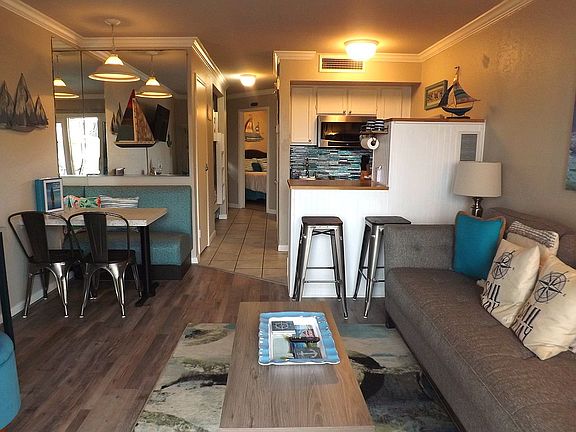 4th image of 6300 Seawall Blvd Unit 4206
