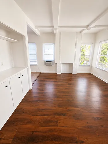 152 S Maple Dr #7 Photo 1