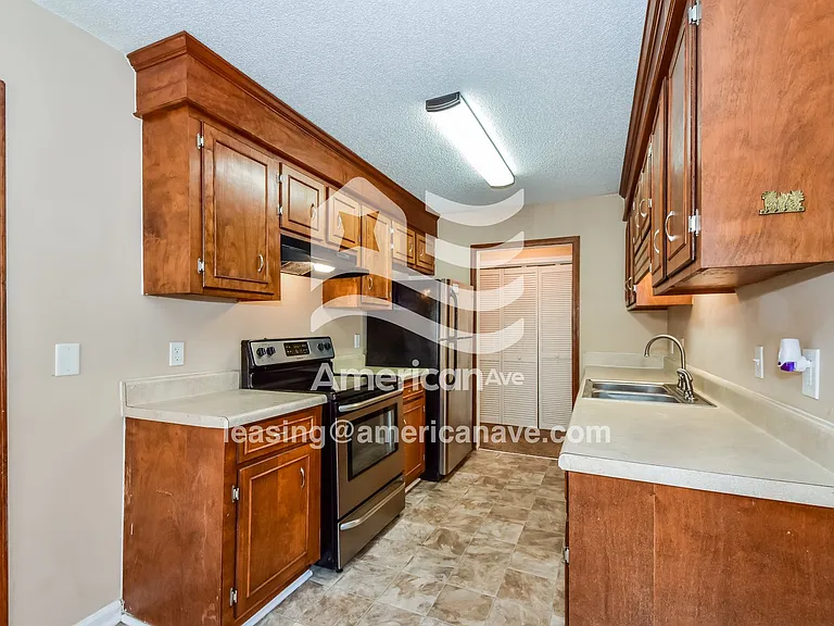 1479_007_kitchen_14229886.jpg