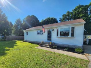 16 Liberty Ln, Thompson, CT 06277