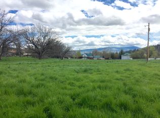 1940 Knowles, Medford, OR 97501