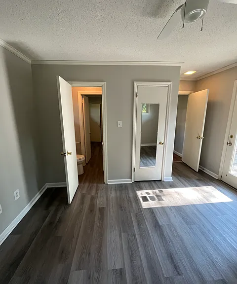 1810 Catawba St — Photo 38