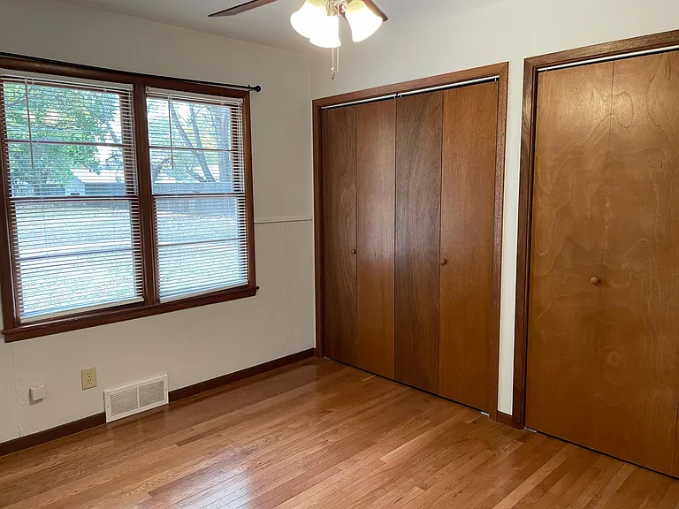 103 Robert St — Photo 15
