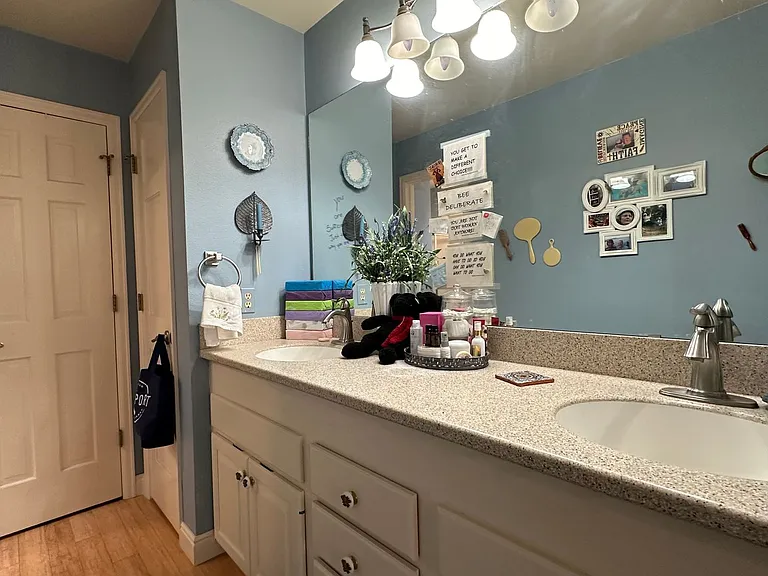 636 Cheyenne Dr #1 — Photo 16