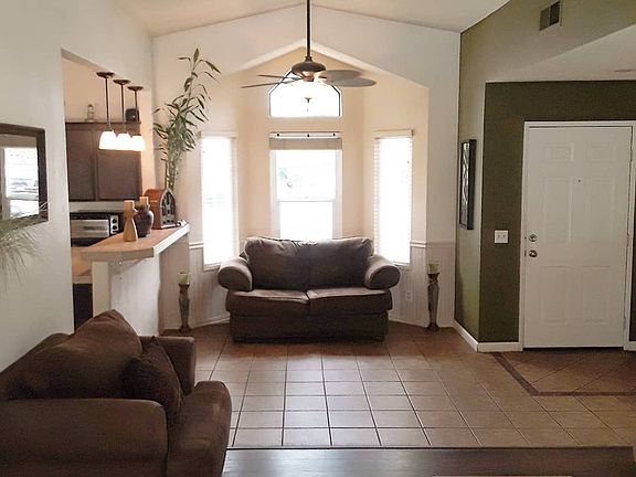 2nd image of 39805 Wild Flower Dr