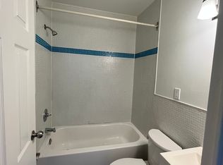 25 Orchard St #2B-1BA, London, ON N6J2R4