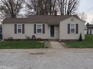 1105 Carroll St, Streator, IL 61364