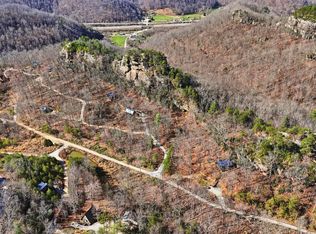 601 Twin Arch Rd, Stanton, KY 40380