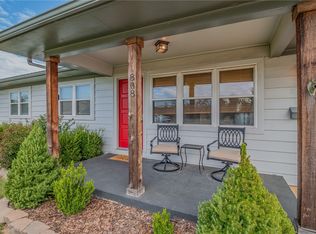 808 NW 8th St, Bentonville, AR 72712