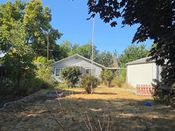 1621 9th Ave E, Twin Falls, ID 83301