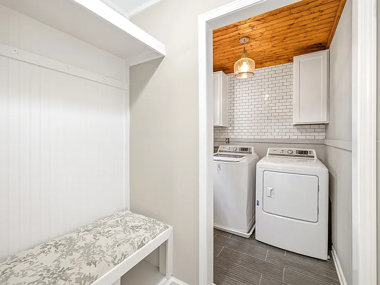 6330 N Glen Dr — Photo 19