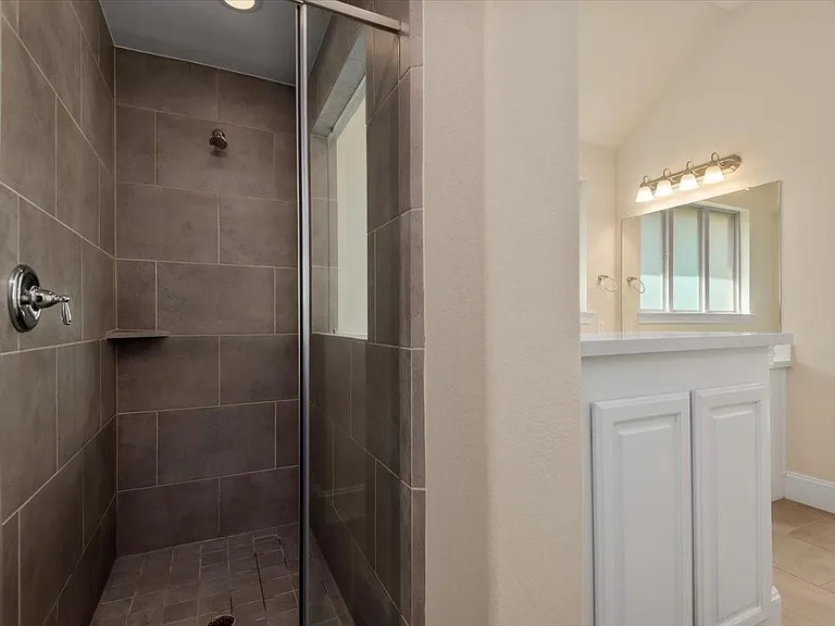 11231 Dunstan Hill Dr — Photo 17