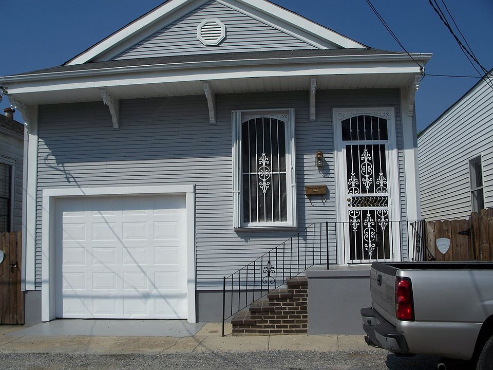 1st image of 3013 Saint Ann St