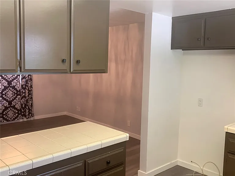 2114 Forbes Ave — Photo 17
