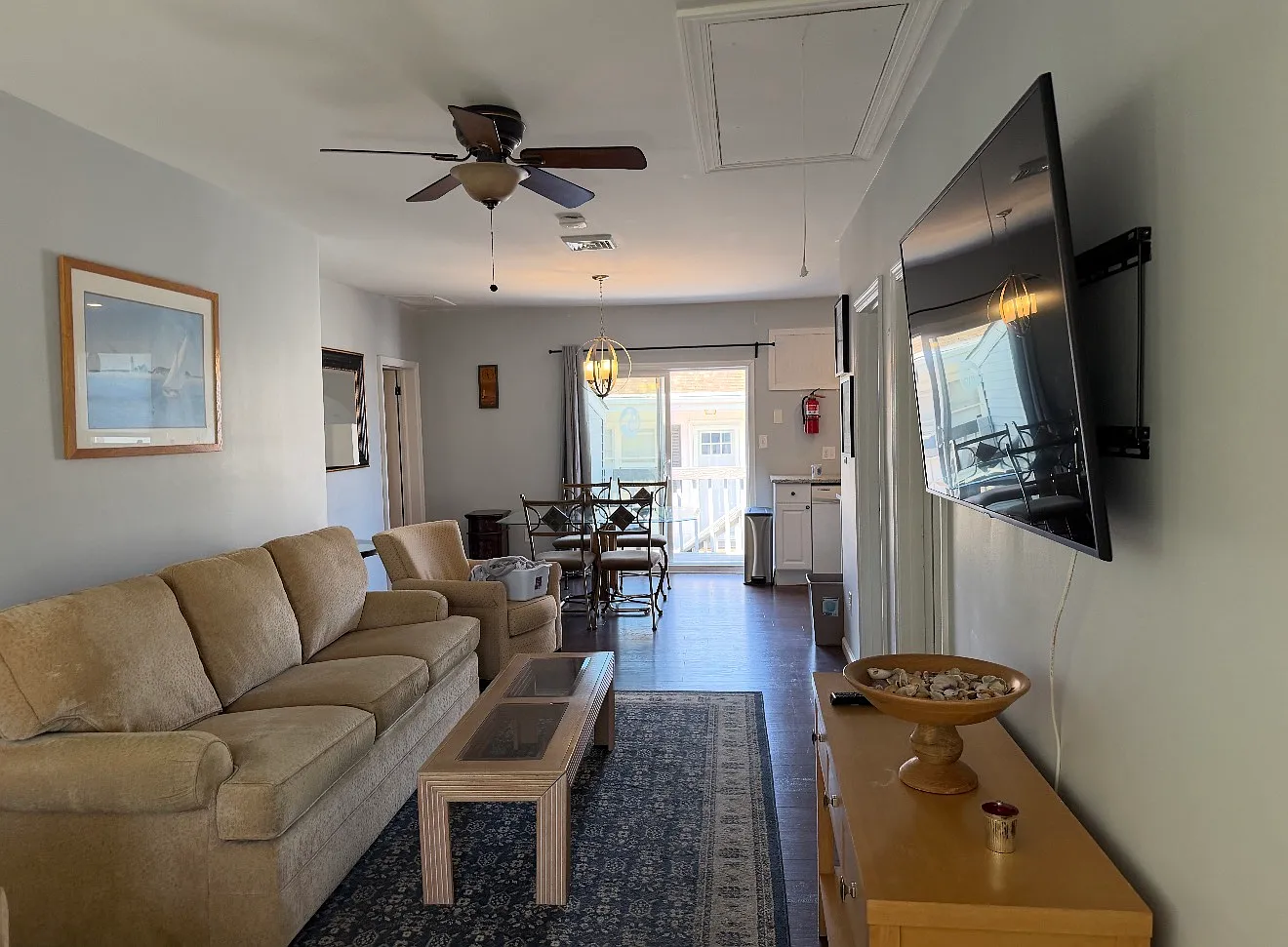 3 bed, 1500 sqft, $2,950 — Photo 2