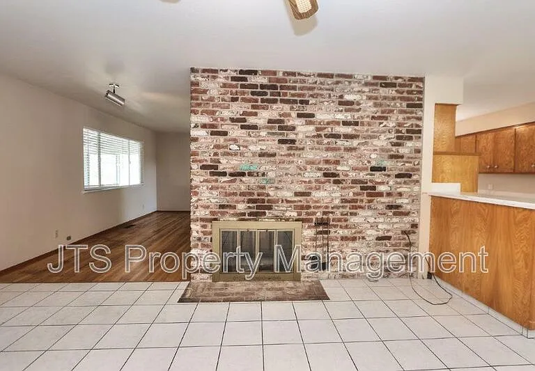 1200 Gary Way — Photo 16