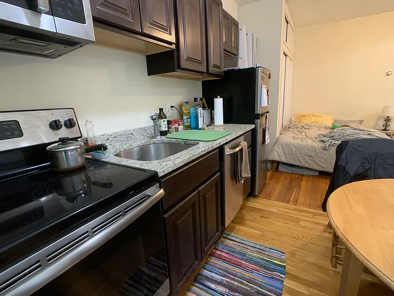 15 University Rd #33 — Photo 3