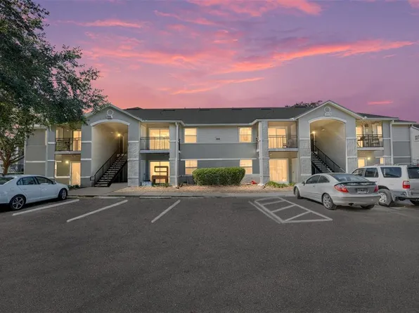 3705 SW 27th St APT 828, Gainesville, FL 32608