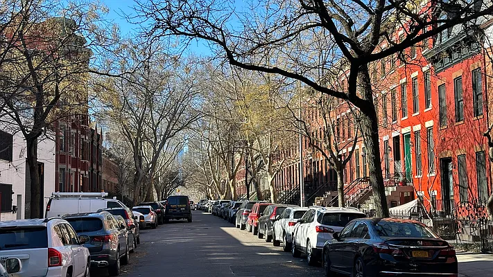 Rented by Douglas Elliman | media 29