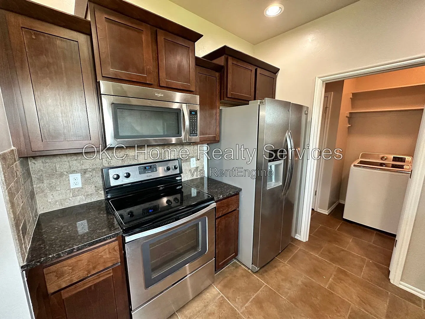 3 bed, 2.0 bath, 1597 sqft, $1,495 — Photo 4