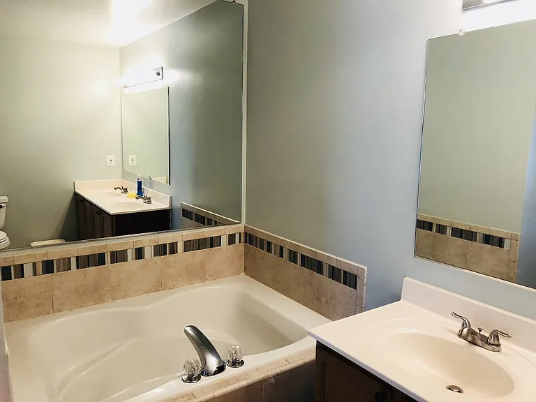 11 Catherine Ln — Photo 18