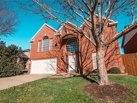 3rd image of 1409 Chinaberry Dr