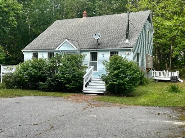 2116 Carmel Road N, Newburgh, ME 04444