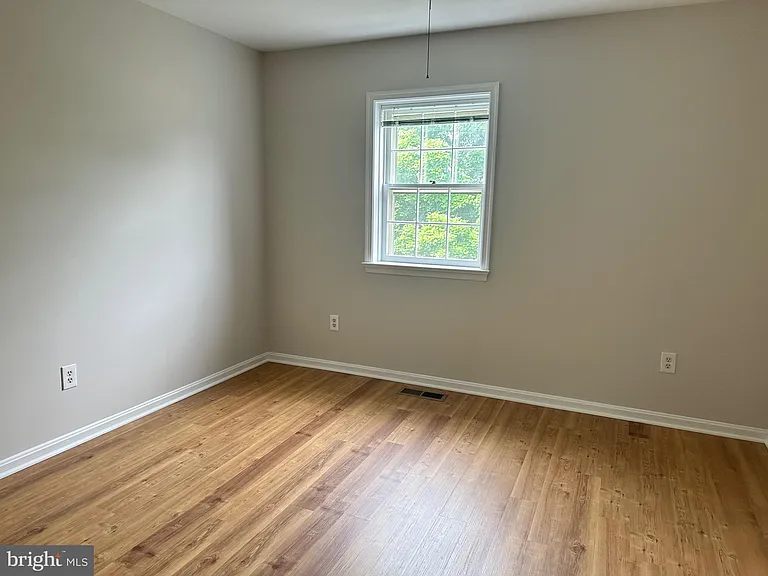 4847 Chevy Chase Dr #172 — Photo 34