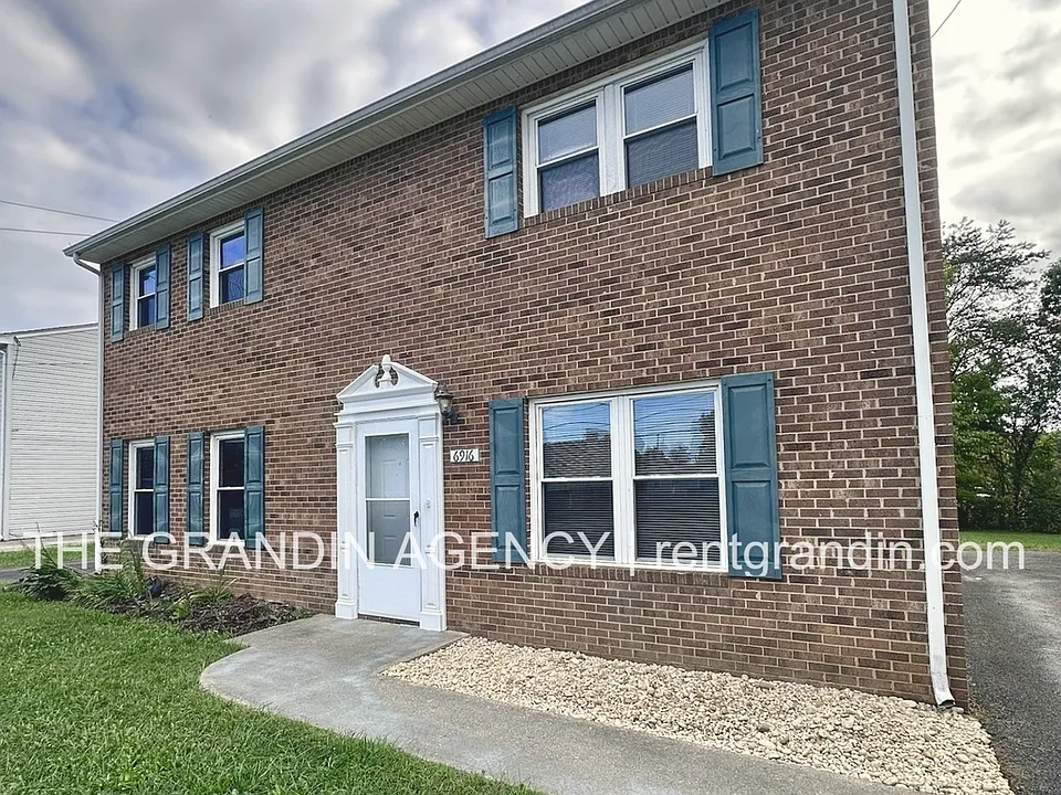 6916 Wood Haven Rd #6916