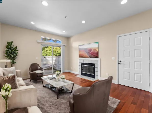 907 Waterford Pl, Pinole, CA 94564