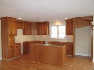 5A Atwood St, Southborough, MA 01772