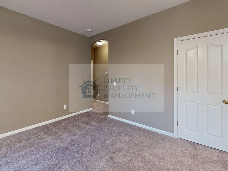 808 Boyd Dr — Photo 6