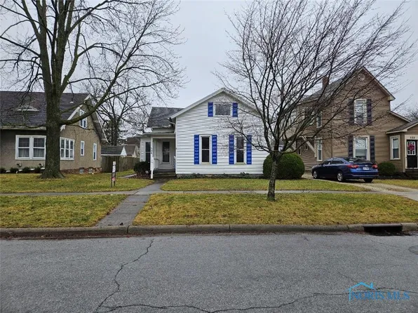 324 E Dudley St, Maumee, OH 43537